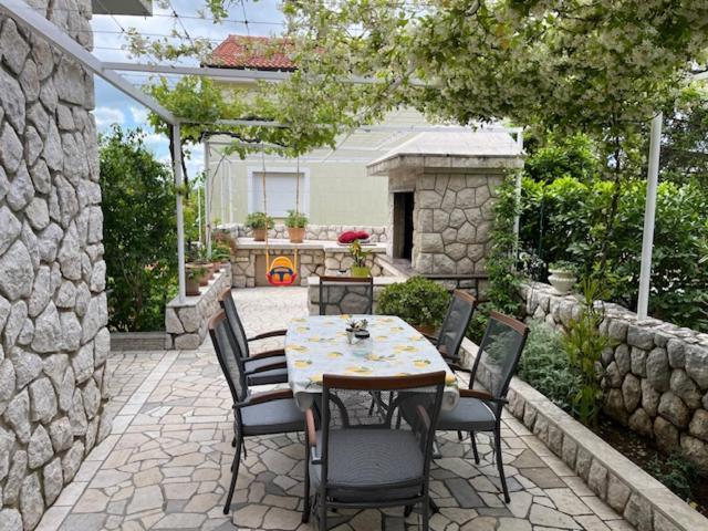 Apartman Laura Dramalj Quarto foto
